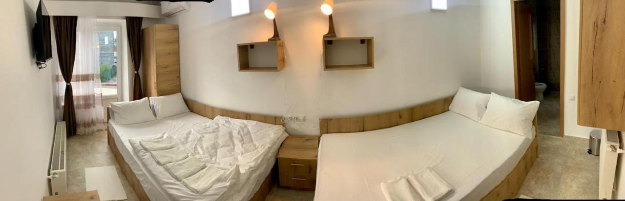 Hostel Jaz Бухарест Экстерьер фото