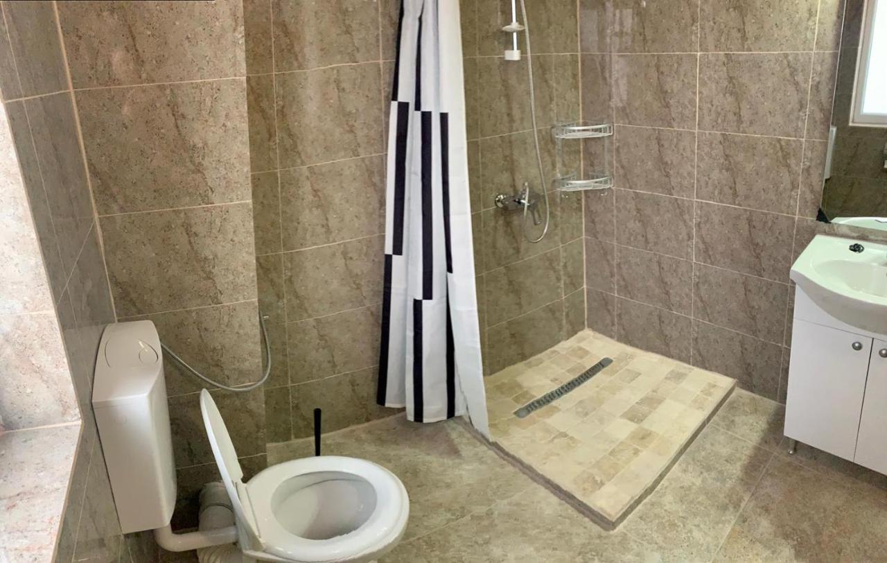 Hostel Jaz Бухарест Экстерьер фото
